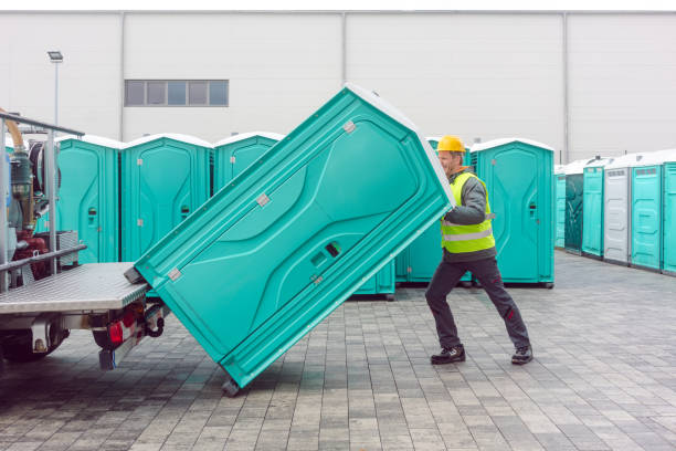 Best Porta potty rental near me  in Louise, TX