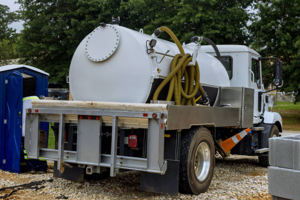 Best Restroom trailer rental cost  in Louise, TX